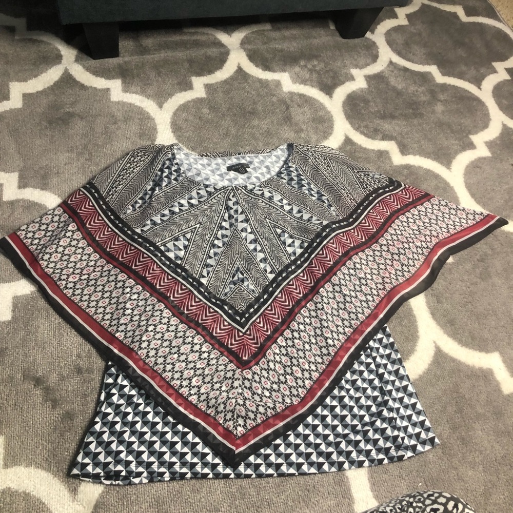 B Design Blouse Womens Large Poncho Tank Top Black White Handkerchief